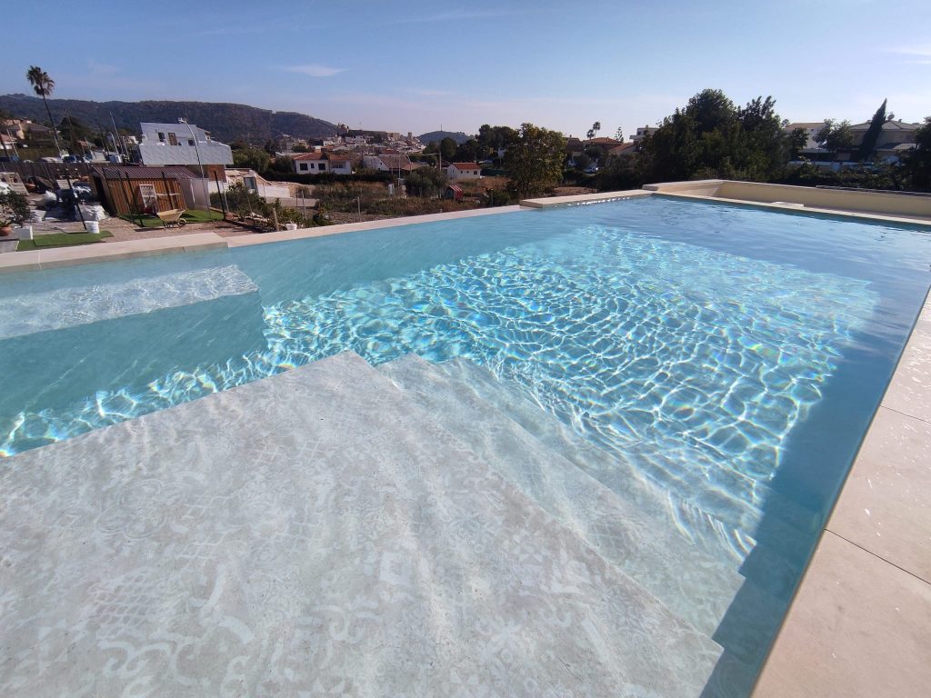 Ideas to personalise your pool